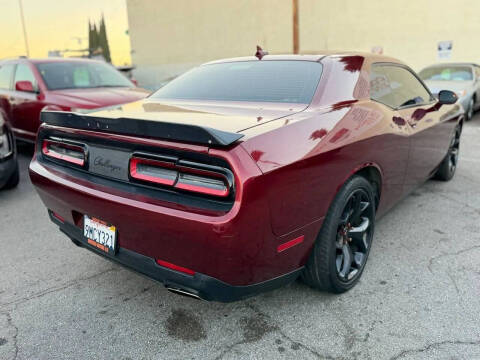2017 Dodge Challenger