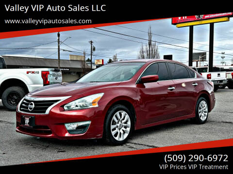 2015 Nissan Altima for sale at Valley VIP Auto Sales LLC in Spokane Valley WA