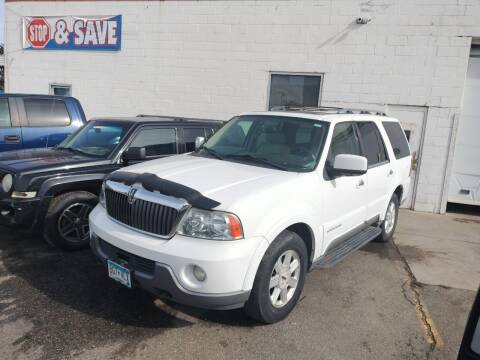 2003 Lincoln Navigator for sale at Tower Motors in Brainerd MN