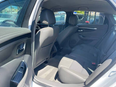 2018 Chevrolet Impala LS