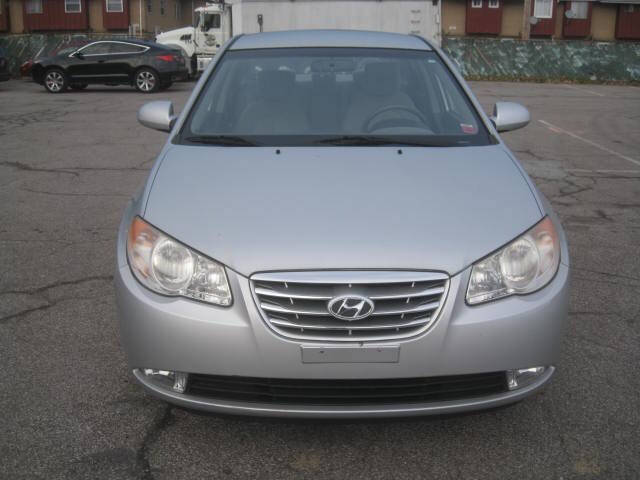 2010 Hyundai Elantra GLS photo 5