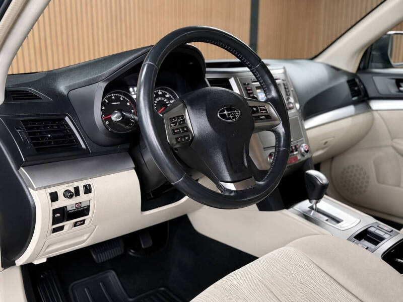 2014 Subaru Outback 2.5i Premium