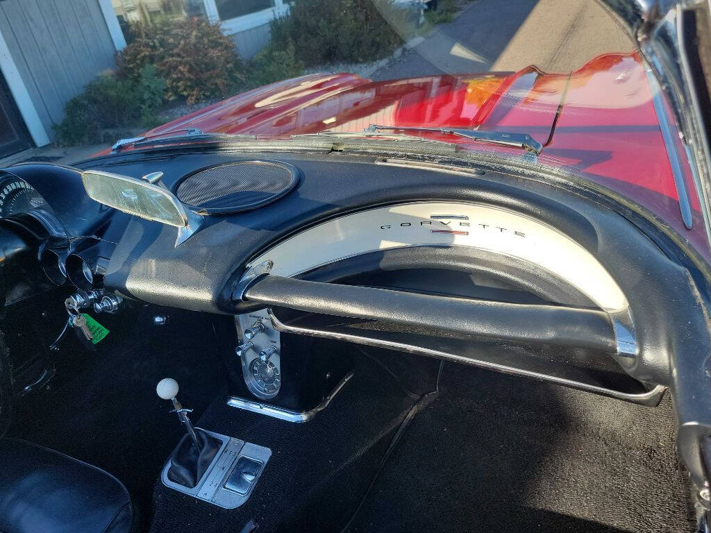 1962 Chevrolet Corvette 46