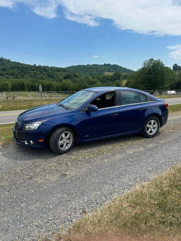 2013 Chevrolet Cruze for sale at Marshall's AUTO SALES AND SERVICE LLC in Willis VA