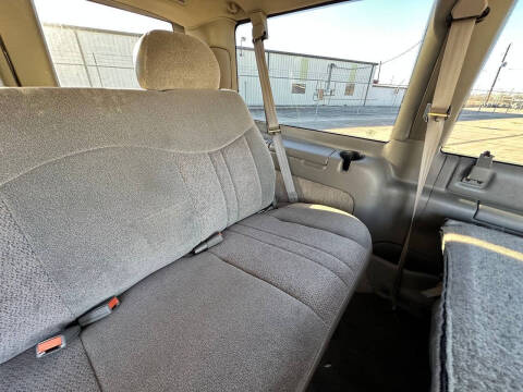 2000 Chevrolet Astro