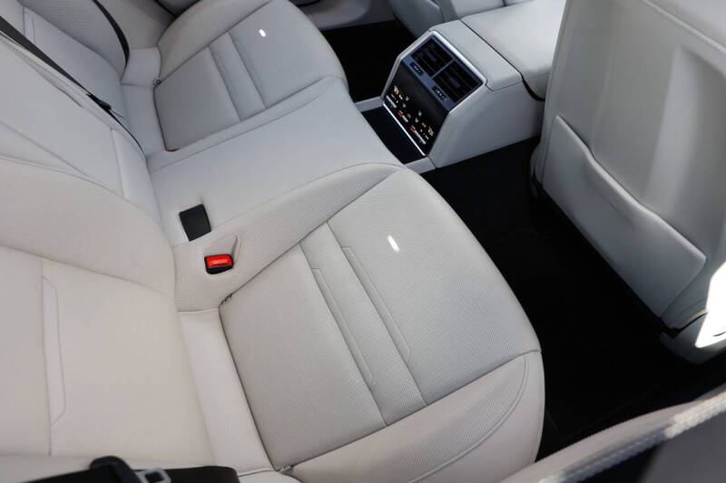 2020 Porsche Panamera