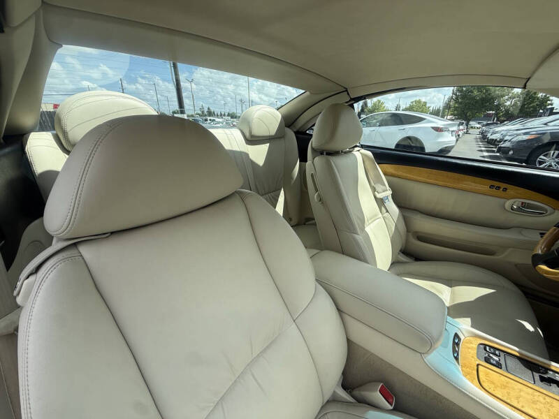 2002 Lexus SC 430