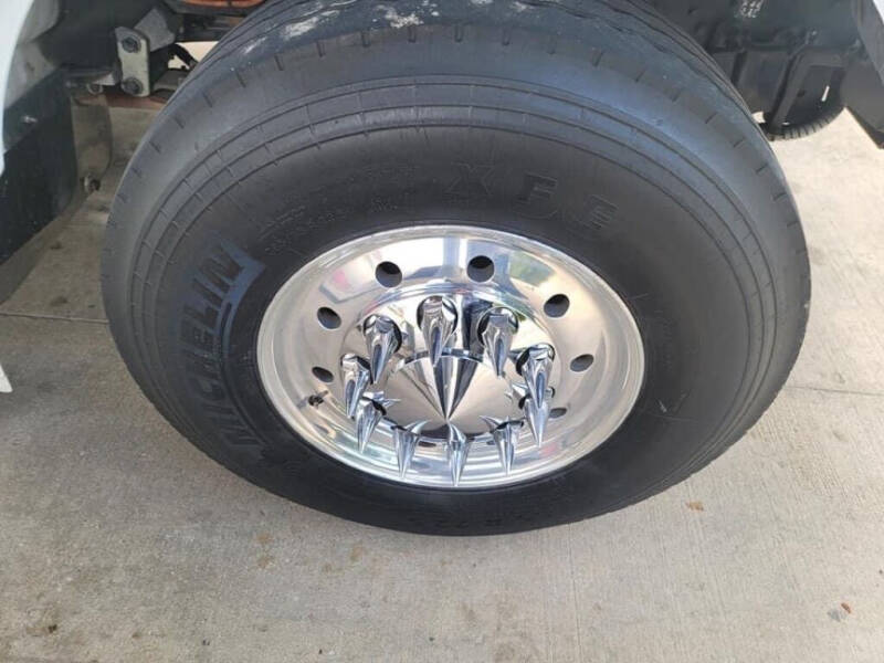 2006 Ford F-650 Super Duty