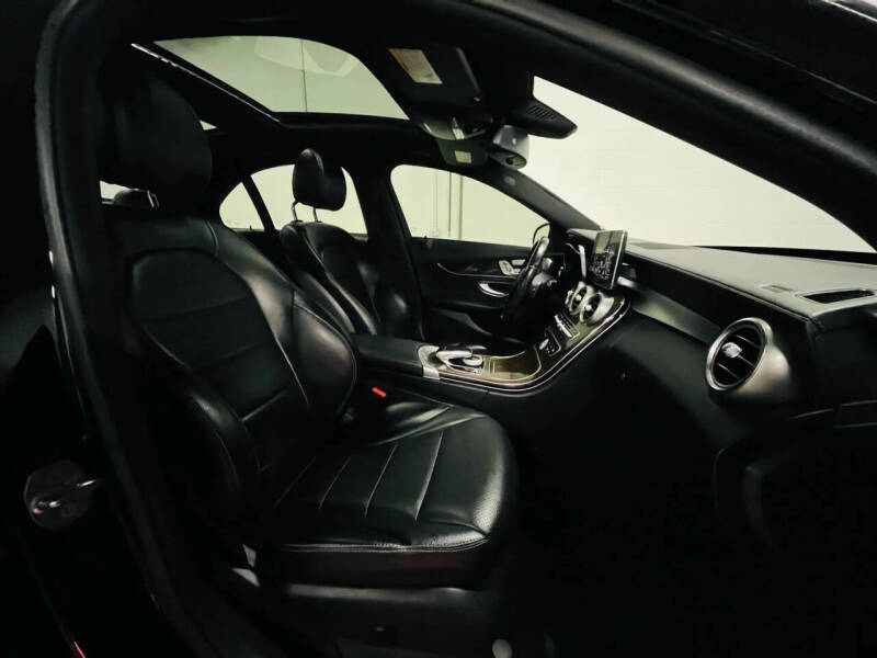 2016 Mercedes-Benz C-Class