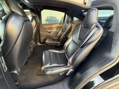 2020 Tesla Model X Long Range Plus