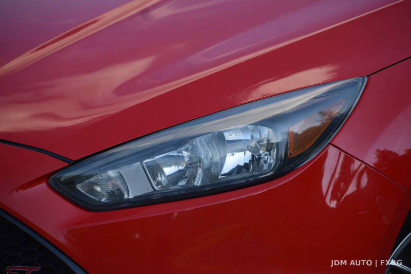 2017 Ford Focus ST
