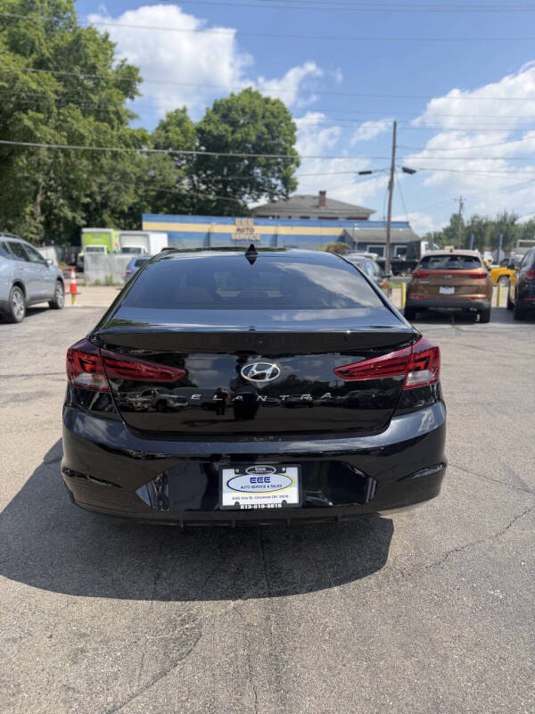2019 Hyundai Elantra SEL