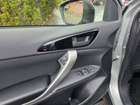 2026 Mitsubishi Eclipse Cross ES