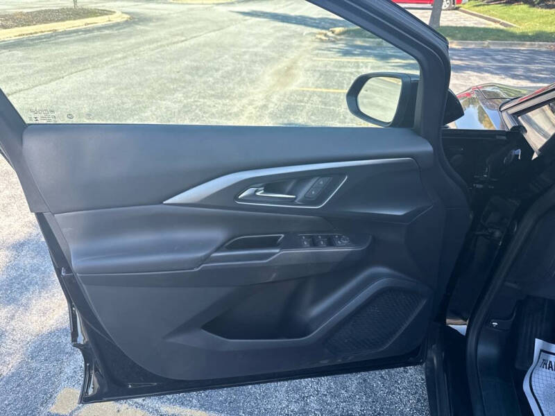 2025 Chevrolet Equinox EV LT