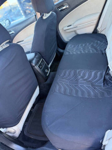 2013 Dodge Charger SE