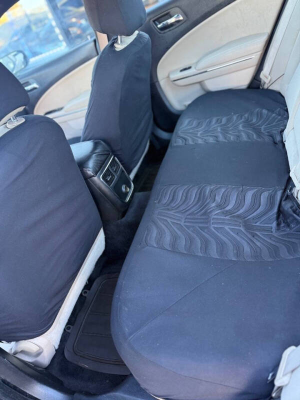 2013 Dodge Charger SE