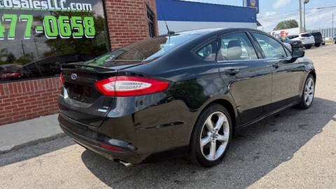 2013 Ford Fusion SE
