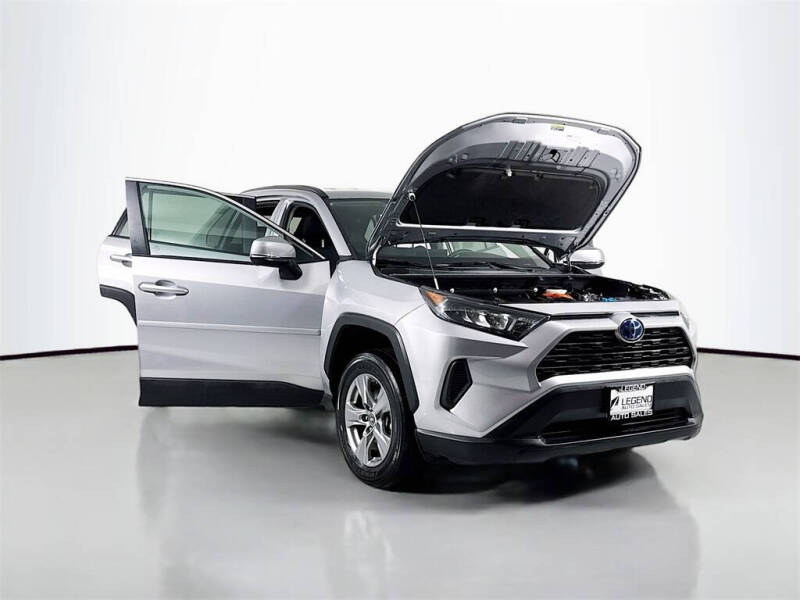 2022 Toyota RAV4 Hybrid LE