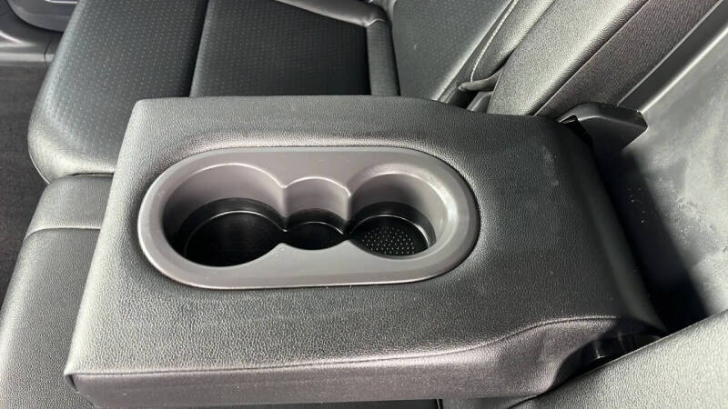 2020 Volkswagen Atlas Cross Sport SE 4Motion