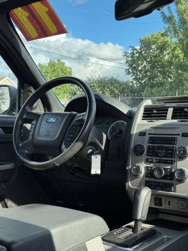 2011 Ford Escape XLT