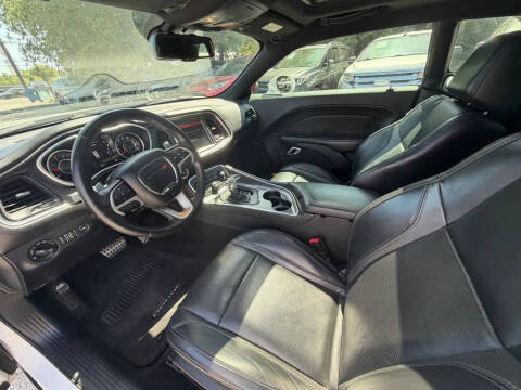 2015 Dodge Challenger SXT Plus