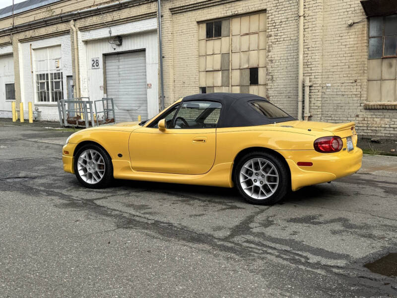 2002 Mazda MX-5 Miata SE