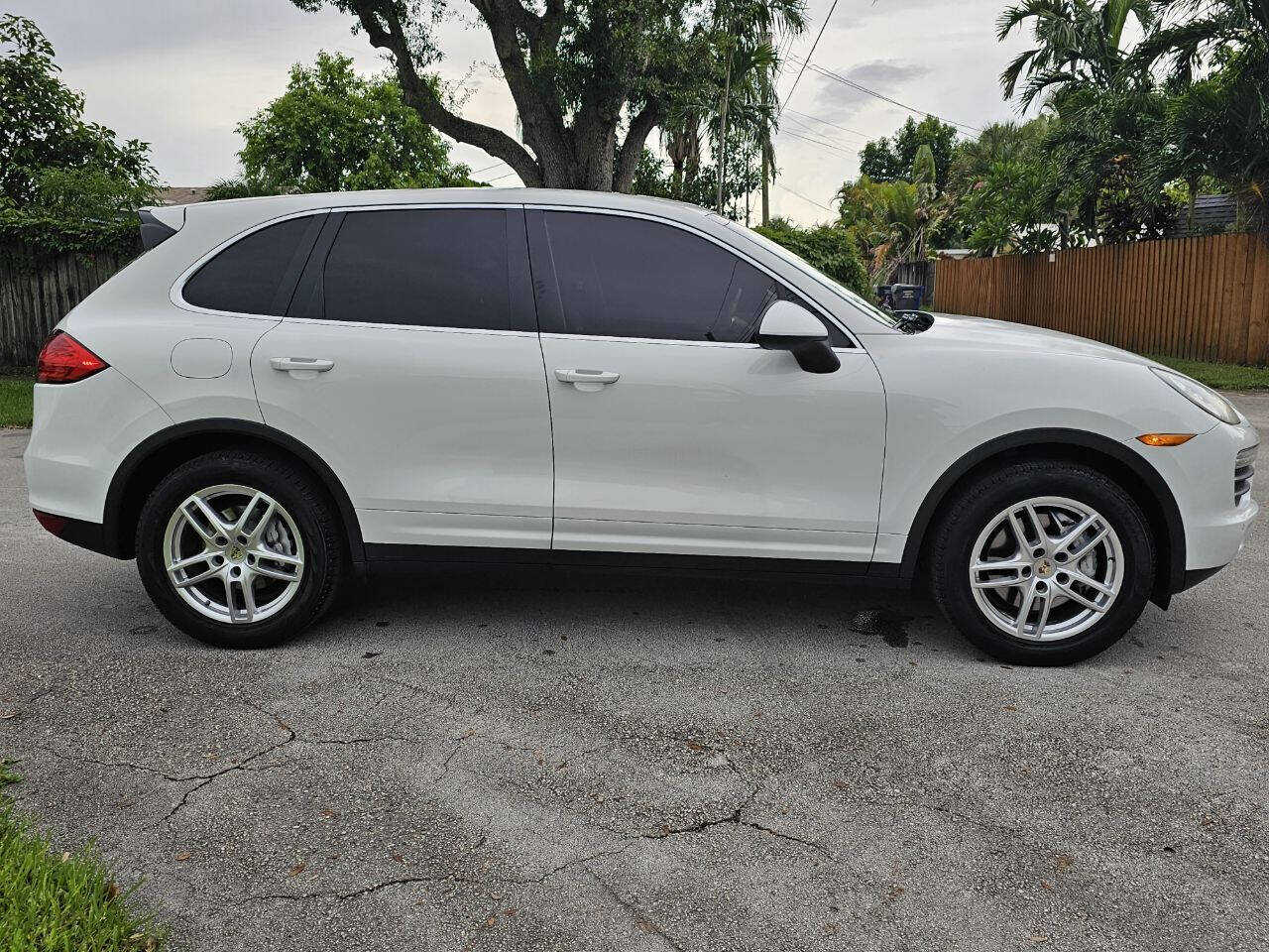 2012 PORSCHE Cayenne SUV / Crossover - $16,123
