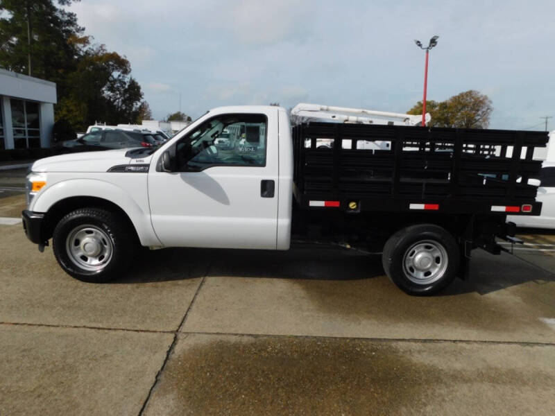 2015 Ford F-350 Super Duty XL photo 4