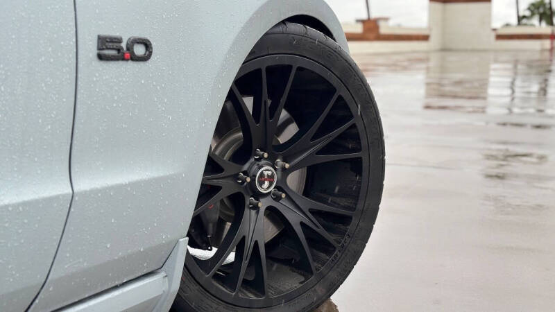 2014 Ford Mustang GT Premium