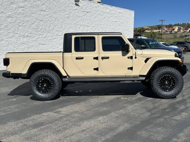 2020 Jeep Gladiator Overland
