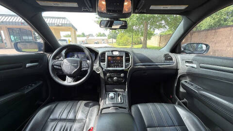 2016 Chrysler 300 S