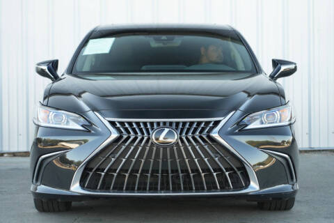 2023 Lexus ES 300h