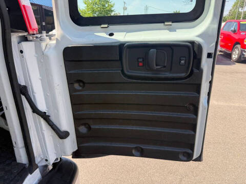 2024 Chevrolet Express 2500