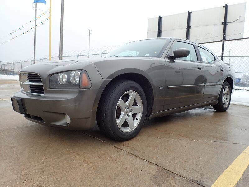 2010 Dodge Charger for sale at RPM AUTO SALES - MAIN in Flint MI