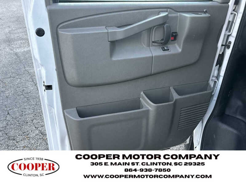 2023 Chevrolet Express 2500