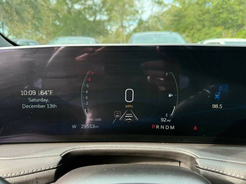 2025 Cadillac XT4 Premium Luxury