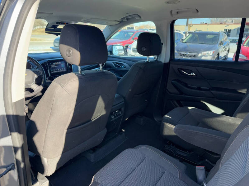 2018 Chevrolet Traverse LT Cloth