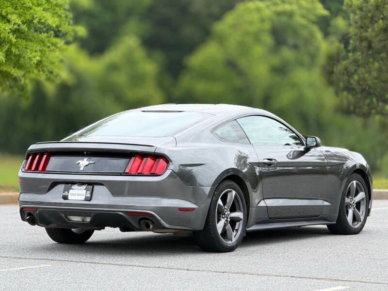 2016 Ford Mustang V6
