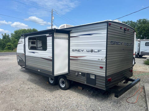 2014 Forest River Cherokee Grey Wolf
