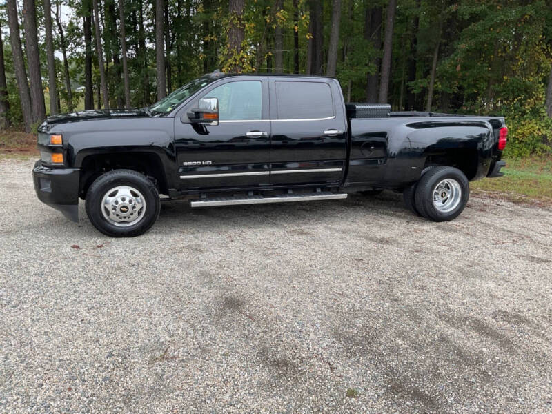 2016 Chevrolet Silverado 3500HD null photo 3