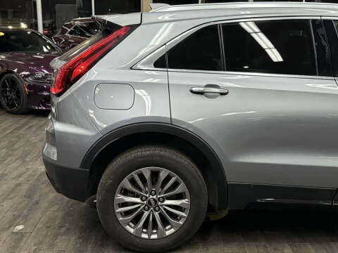 2024 Cadillac XT4 Premium Luxury