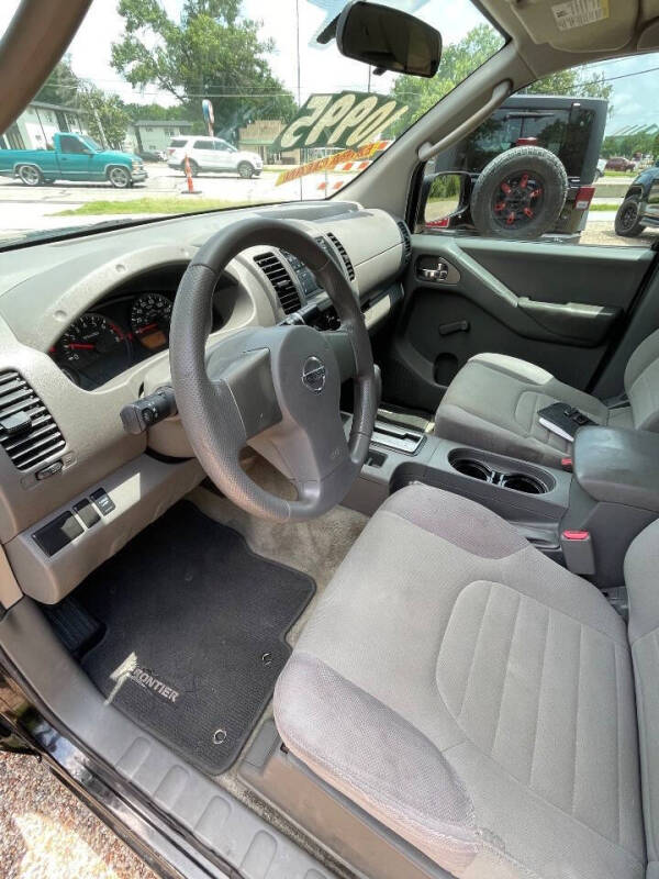 2011 Nissan Frontier S