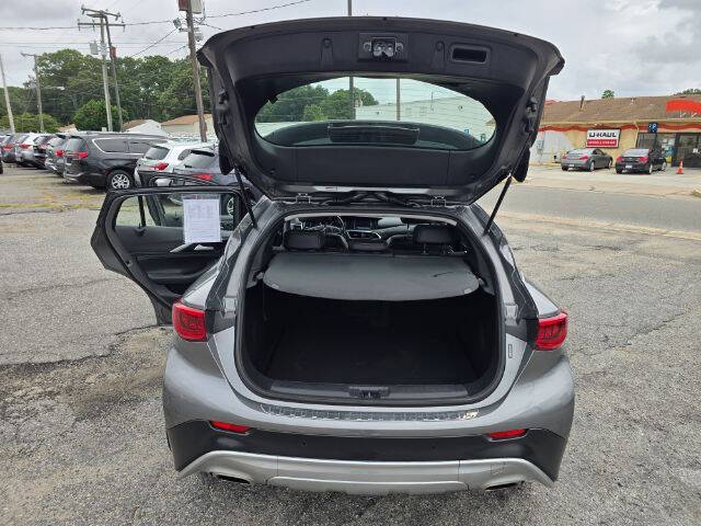 2019 Infiniti QX30 Luxe