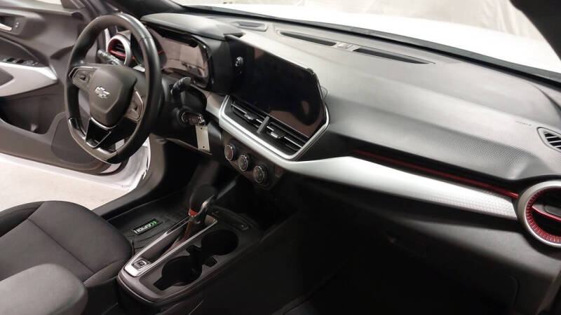 2024 Chevrolet Trax RS