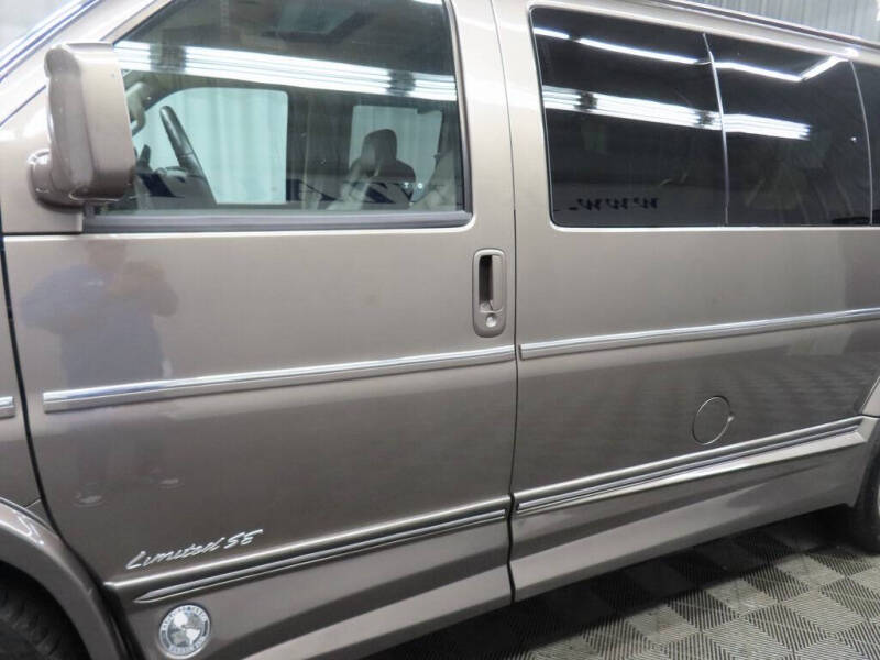 2021 GMC Savana 2500