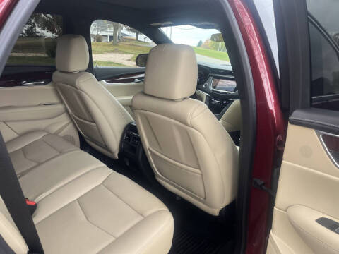 2017 Cadillac XT5 Luxury