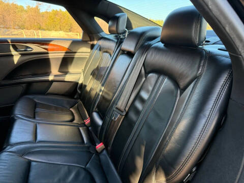 2017 Lincoln MKZ Select