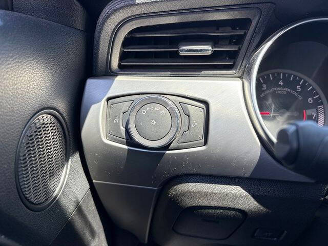 2022 Ford Mustang EcoBoost