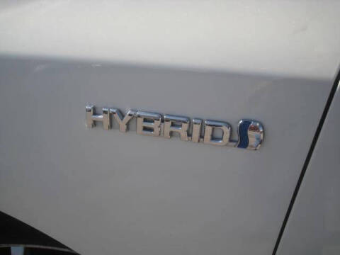 2012 Toyota Prius v Five