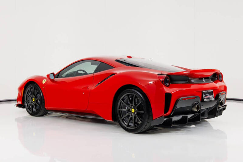 2019 Ferrari 488 Pista